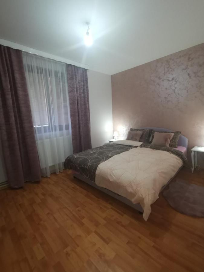 Apartman Lara 2 Leilighet Foca Eksteriør bilde