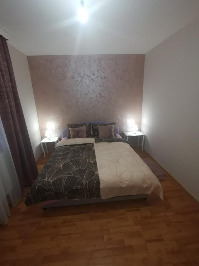Apartman Lara 2 Leilighet Foca Eksteriør bilde